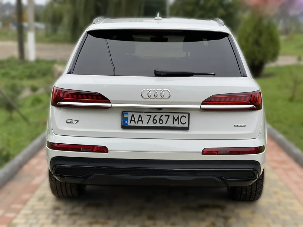 Audi_Q7